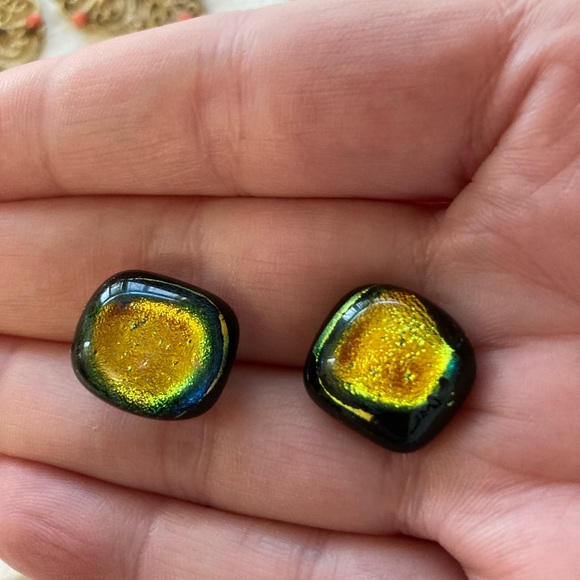 4 pairs of earrings - Picture 4 of 5